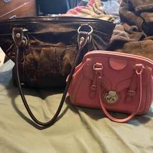 Lot of 2 Gianni Bini small hand bad large shoulder bag